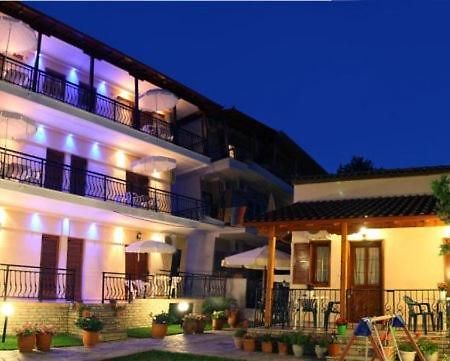 Vasiliki Apartments ปลาตาโมนาส ภายนอก รูปภาพ