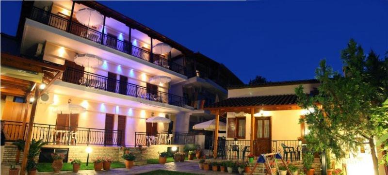 Vasiliki Apartments ปลาตาโมนาส ภายนอก รูปภาพ