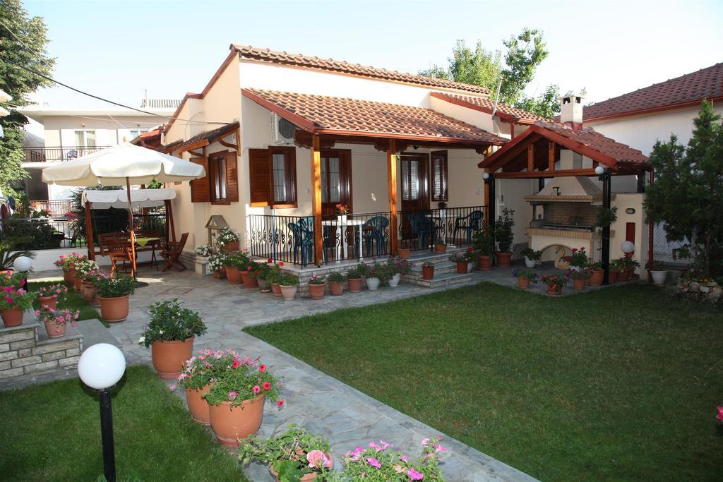 Vasiliki Apartments ปลาตาโมนาส ภายนอก รูปภาพ
