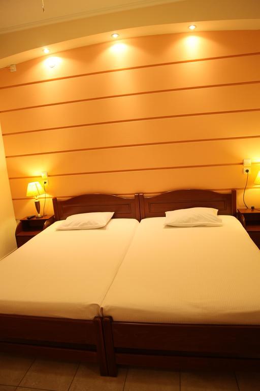 Vasiliki Apartments ปลาตาโมนาส ภายนอก รูปภาพ